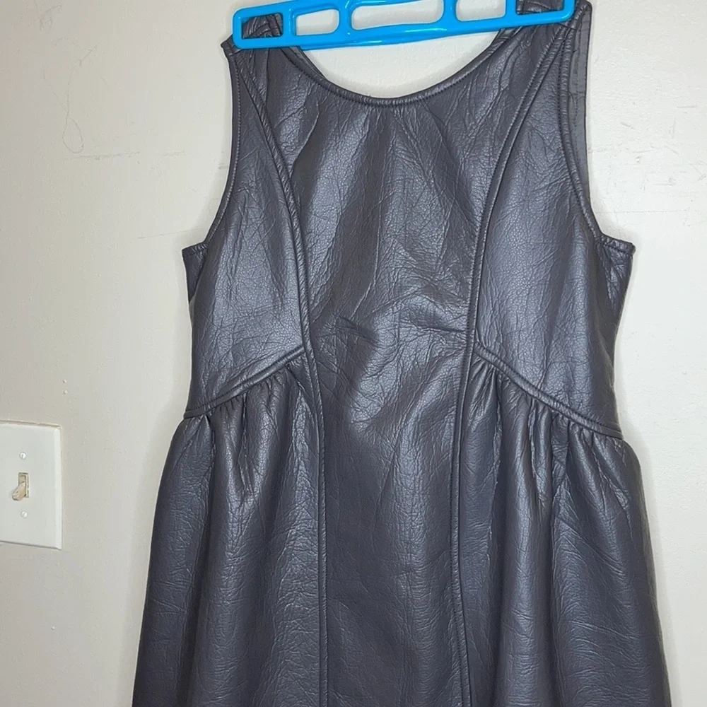 Minimal Girls PU Faux Leather Sleeveless Babydoll Dress Size 16 Youth